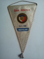 /album/fotogaleria-1968/a1968-cssr-brazilia-podpisy-obidvoch-muzstiev-22-jpg/